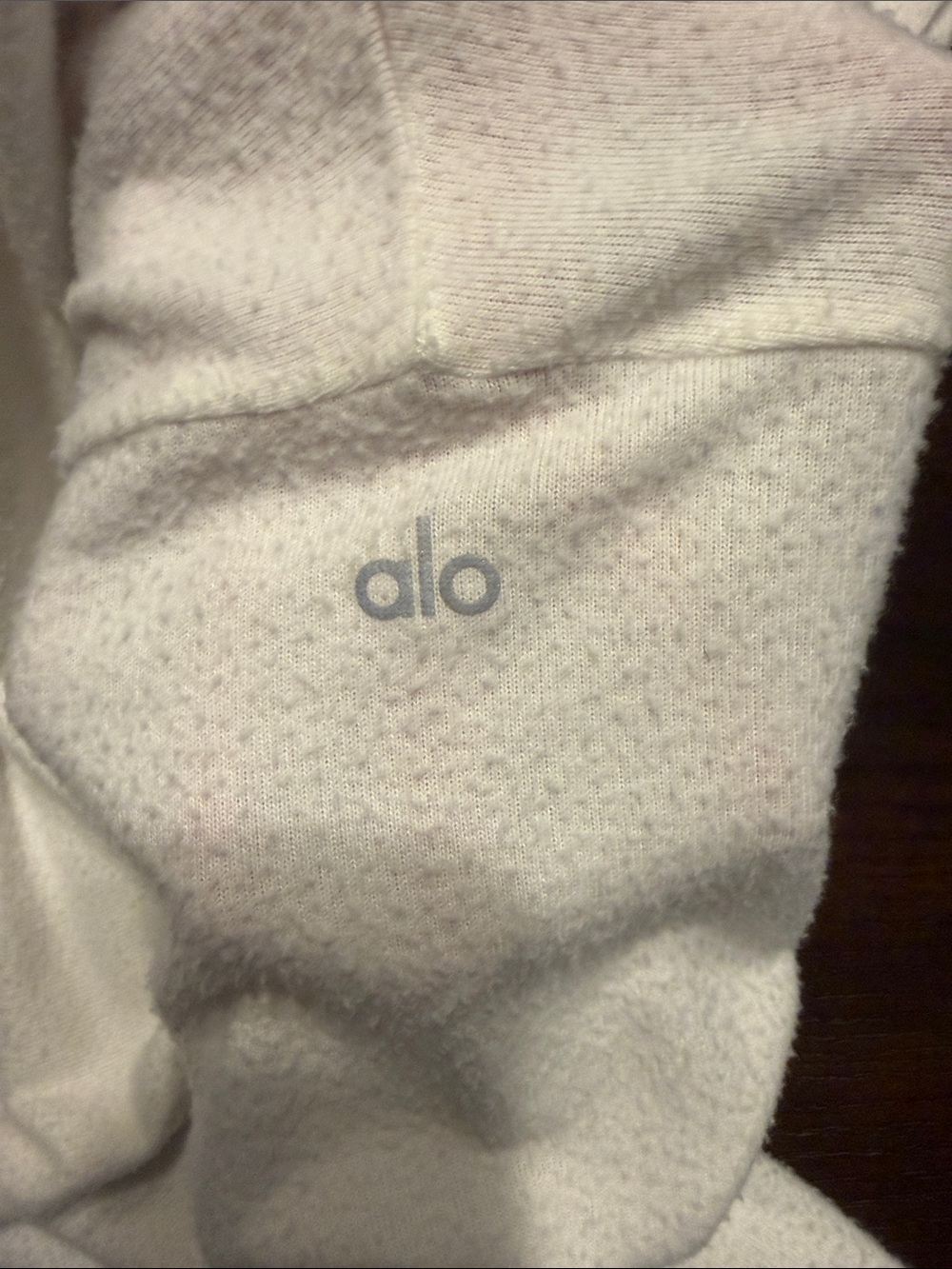 ALO Yoga Women's White Crewneck Pullover - Picture 3 of 3